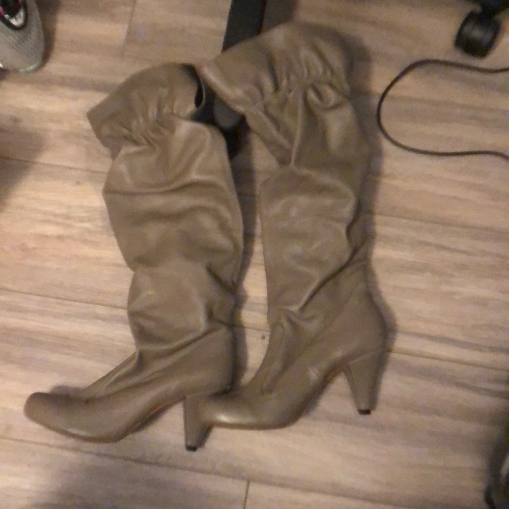 J Shoes Knoll Boots